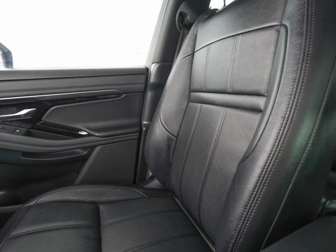 Used 2021 Land Rover Range Rover Evoque SE image 26