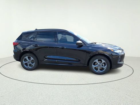 Used 2023 Ford Escape ST-Line AWD/4WD image 10