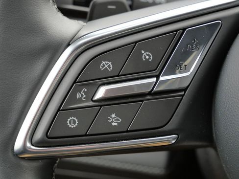 Used 2025 Buick Enclave Sport Touring AWD/4WD image 45
