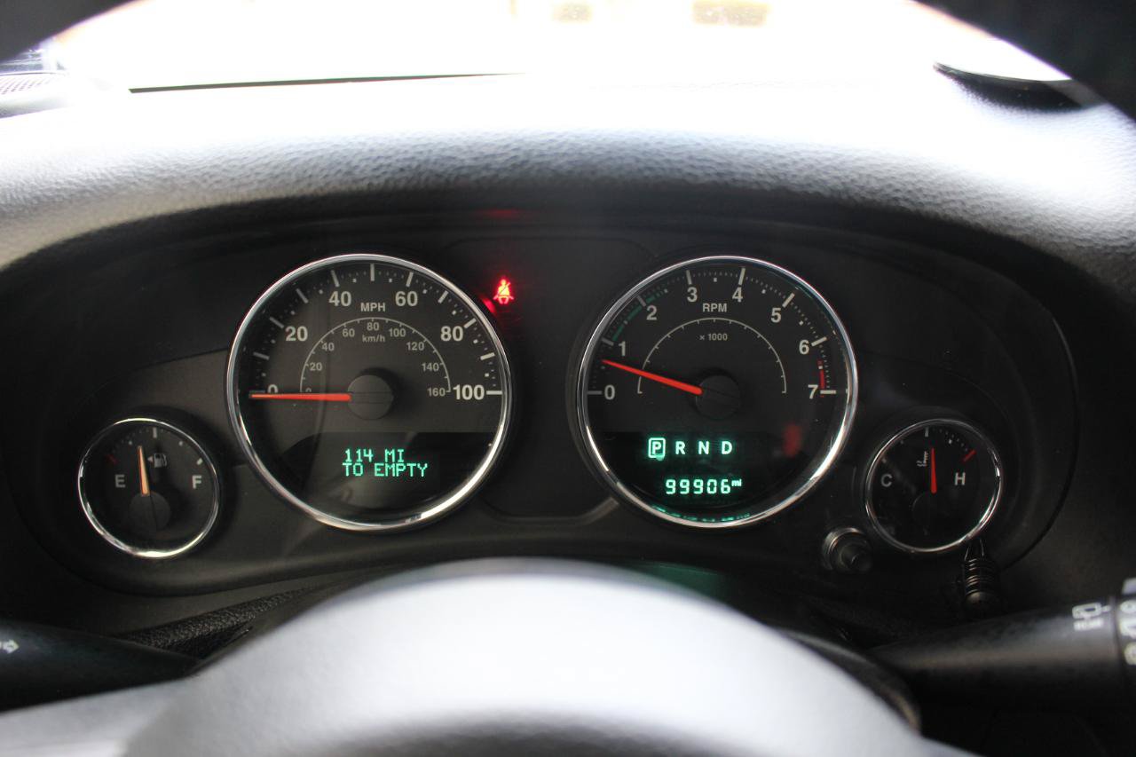 Used 2016 Jeep Wrangler Unlimited Rubicon AWD/4WD image 19