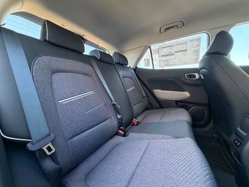 New 2026 Hyundai Venue SEL image 36