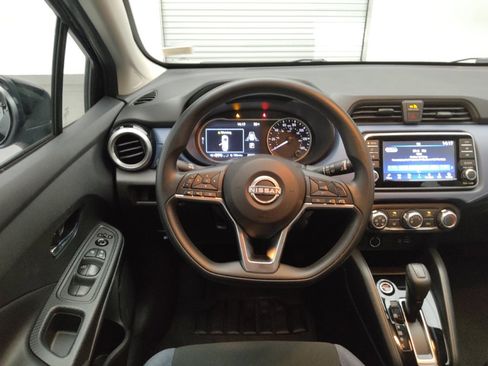 Used 2025 Nissan Versa SV FWD image 22