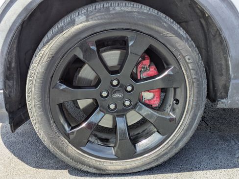 Used 2020 Ford Explorer ST w/ ST High-Performance Pack image 33