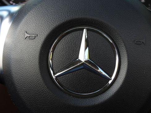 Used 2019 Mercedes-Benz E 450 Coupe image 97