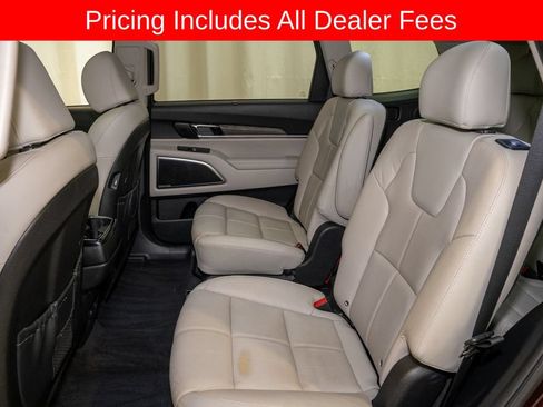 Used 2022 Kia Telluride SX w/ Towing Package AWD/4WD image 9