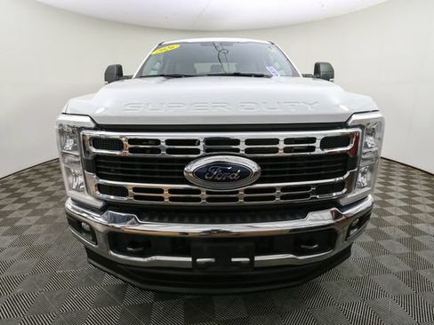 Used 2026 Ford F250 XLT AWD/4WD image 4