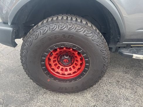 Used 2023 Ford Bronco Wildtrak AWD/4WD image 45