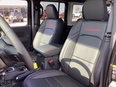 New 2026 Jeep Wrangler Unlimited Rubicon AWD/4WD image 19
