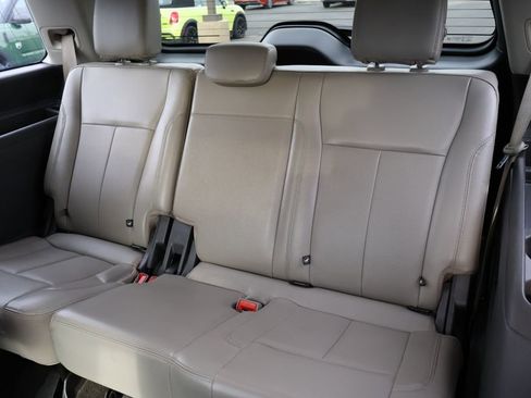 Certified 2021 Ford Expedition XLT RWD image 28