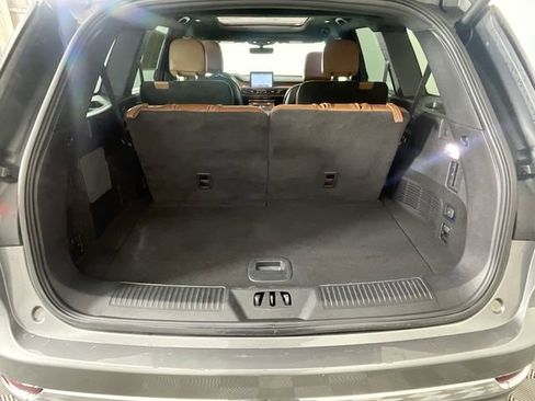 Used 2022 Lincoln Aviator Reserve w/ Elements Package Plus image 29