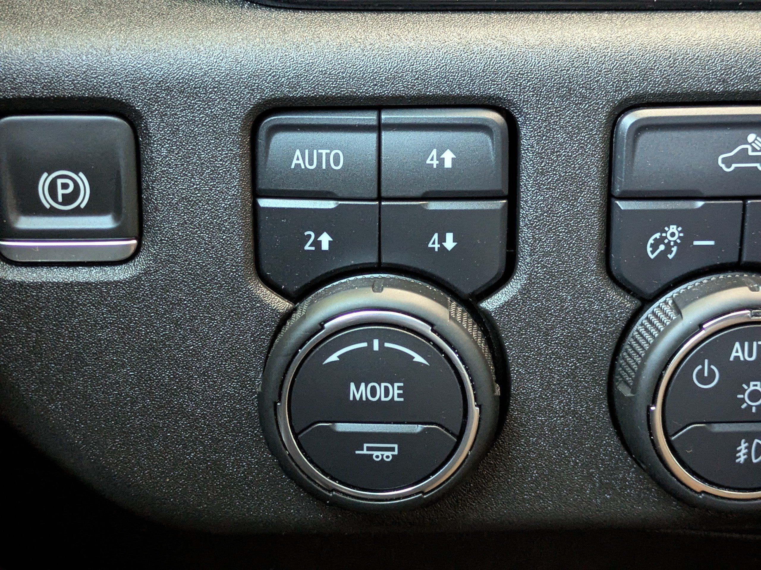 Used 2025 Chevrolet Silverado 1500 RST w/ Convenience Package II AWD/4WD image 24