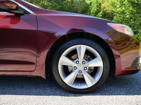 Used 2013 Acura ILX w/ Technology Package image 31