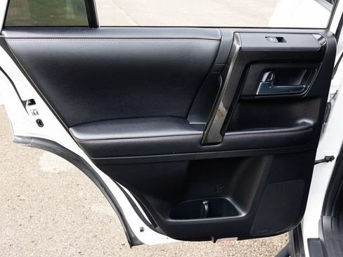 Used 2018 Toyota 4Runner TRD Off-Road Premium image 44