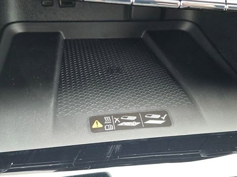 New 2026 Chevrolet Traverse LT w/ Driver Confidence Package image 24