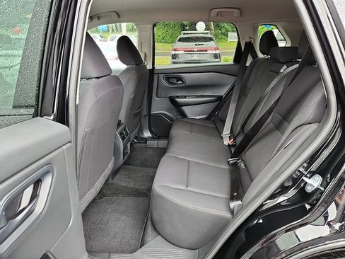 Used 2024 Nissan Rogue S AWD/4WD image 11