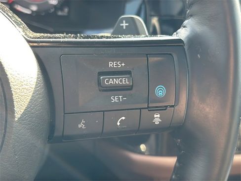 Used 2023 Nissan Pathfinder Platinum image 28