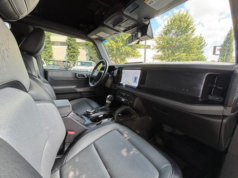 Used 2022 Ford Bronco Everglades AWD/4WD image 22