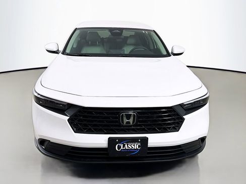 New 2025 Honda Accord LX image 2