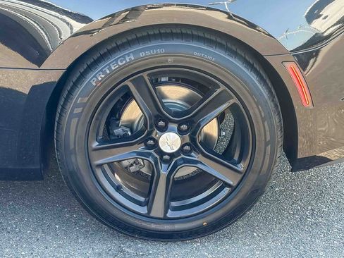 Used 2019 Chevrolet Camaro LT image 15