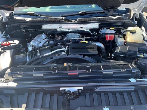 Used 2020 GMC Sierra 2500 AT4 w/ AT4 Premium Package AWD/4WD image 32
