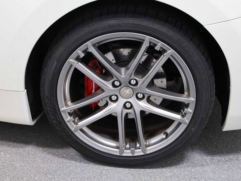 Used 2018 Maserati GranTurismo Sport image 38