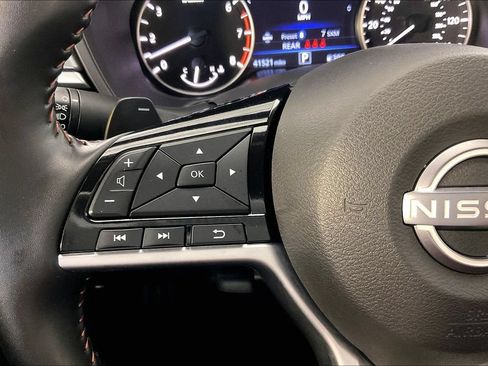 Used 2025 Nissan Altima 2.5 SR AWD/4WD image 24
