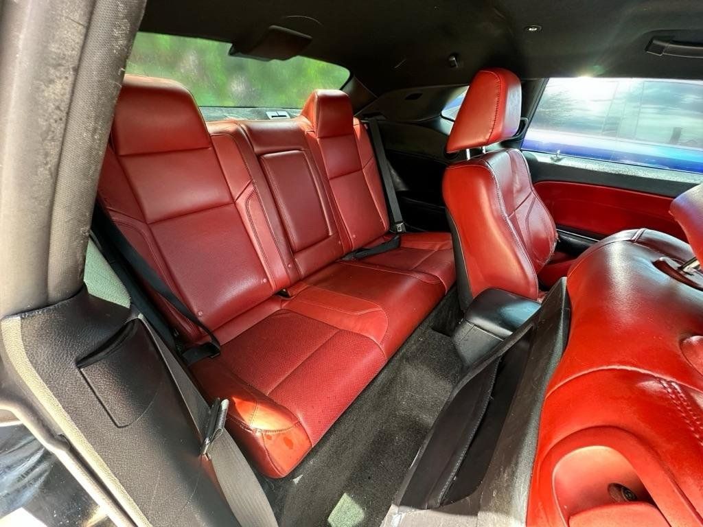 Used 2015 Dodge Challenger R/T Plus RWD image 21