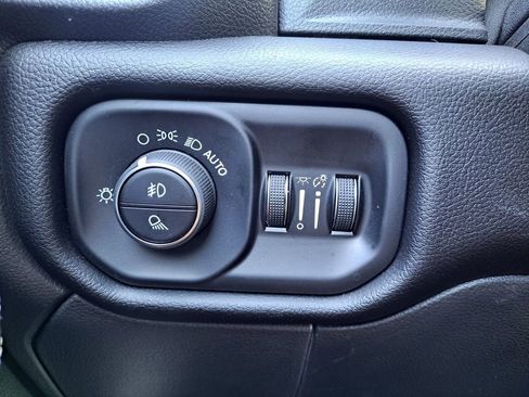 Used 2025 RAM 2500 Laramie w/ Night Edition image 15