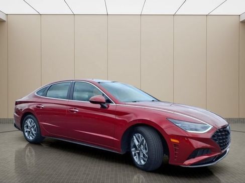 Used 2023 Hyundai Sonata SEL w/ Convenience Package FWD image 4