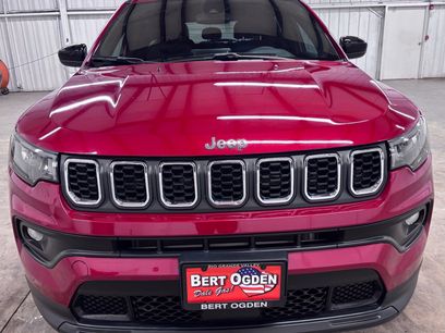 Used 2025 Jeep Compass Latitude