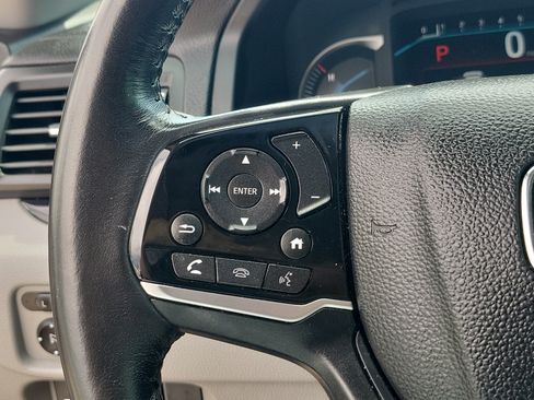 Used 2019 Honda Pilot Touring image 27