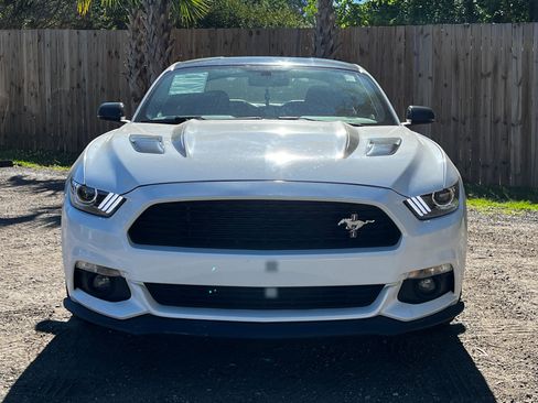 Used 2017 Ford Mustang GT Premium RWD image 19