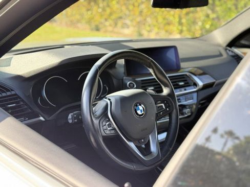 Used 2019 BMW X4 xDrive30i w/ Executive Package image 12