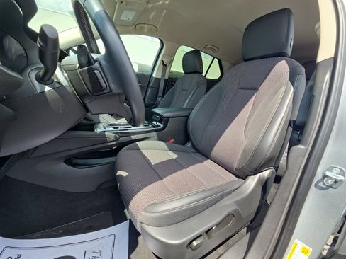 Used 2023 Buick Envision Preferred AWD/4WD image 25