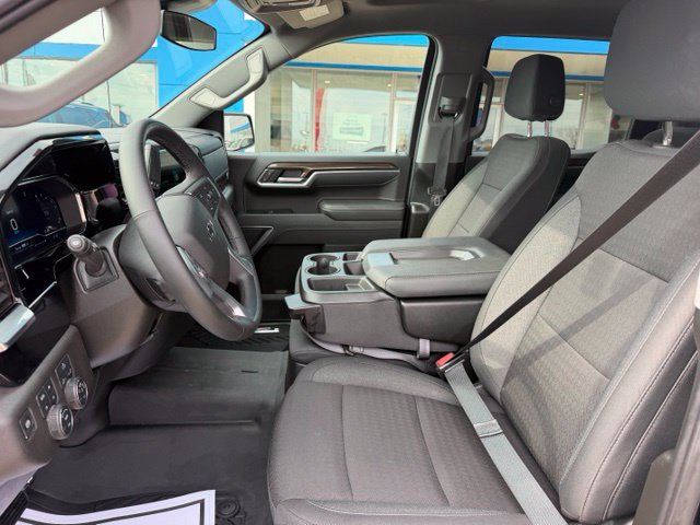 Used 2025 Chevrolet Silverado 1500 RST w/ Z71 Off-Road Package AWD/4WD image 15