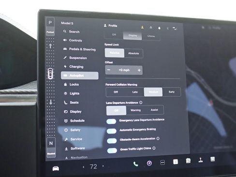 Used 2022 Tesla Model S Plaid image 26