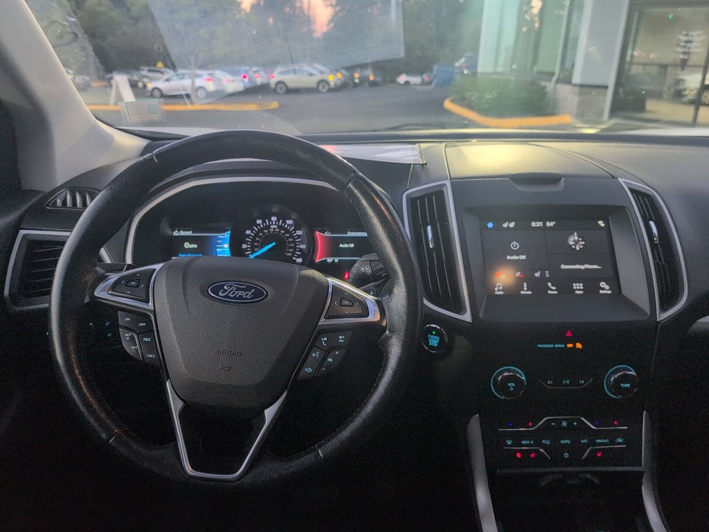 Used 2019 Ford Edge SEL w/ Equipment Group 201A AWD/4WD image 11