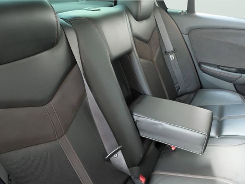 Used 2017 Chevrolet SS image 38