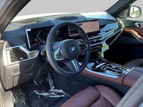 New 2026 BMW X5 xDrive50e w/ M Sport Package AWD/4WD image 17