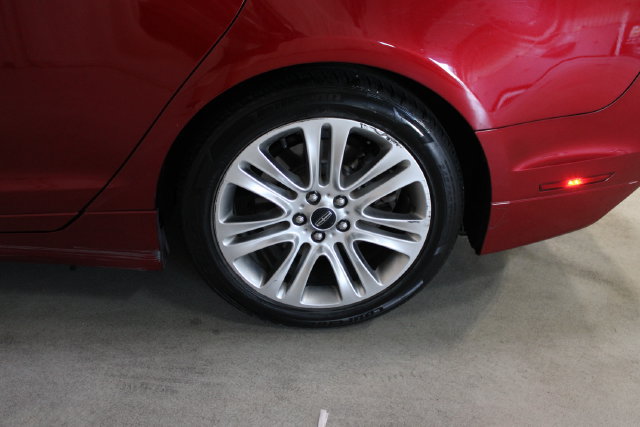 Used 2016 Lincoln MKZ w/ Equipment Group 300A Reserve FWD image 33