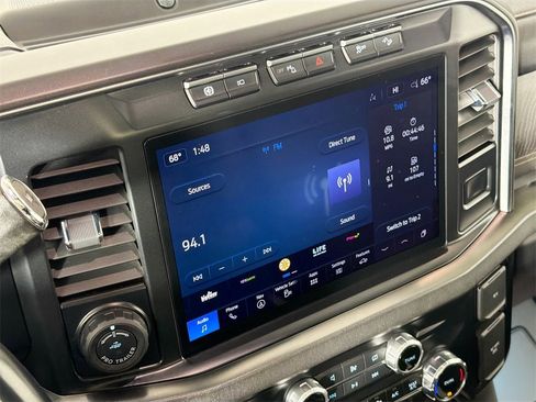 Used 2023 Ford F350 Platinum image 15