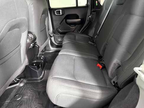 Used 2021 Jeep Wrangler Unlimited Sport AWD/4WD image 20