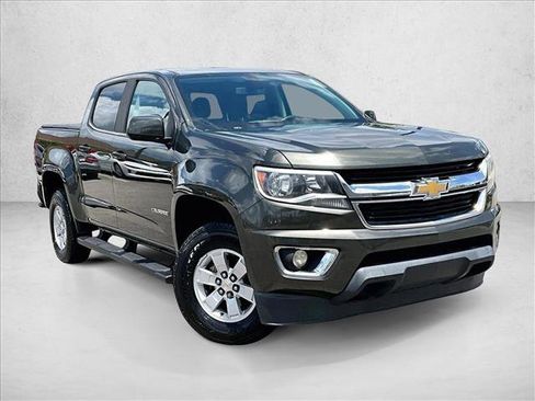 Used 2018 Chevrolet Colorado W/T w/ WT Convenience Package RWD image 12