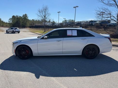 Used 2019 Cadillac CT6 V image 2