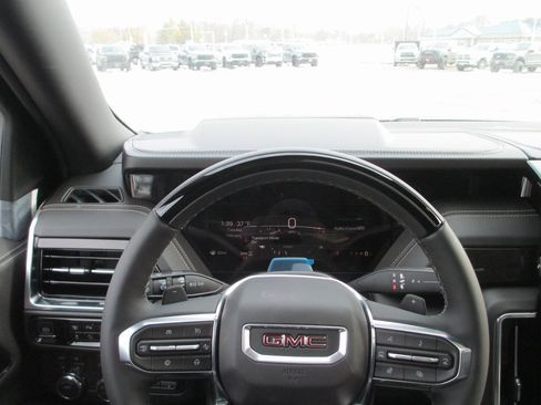 New 2026 GMC Yukon XL Elevation w/ Elevation Premium Package image 24