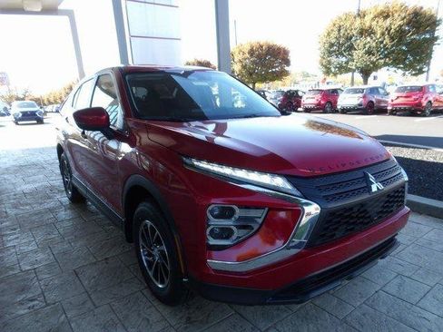 New 2026 Mitsubishi Eclipse Cross ES image 3