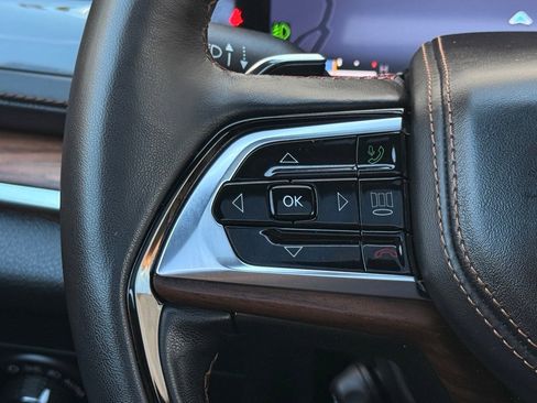 Used 2023 Jeep Grand Cherokee Summit w/ Luxury Tech Group V image 29