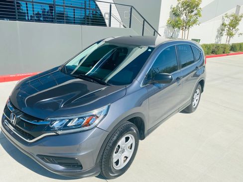 Used 2016 Honda CR-V LX image 3