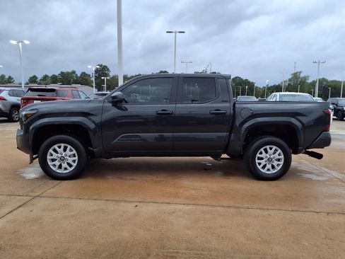 Certified 2026 Toyota Tacoma SR5 RWD image 9