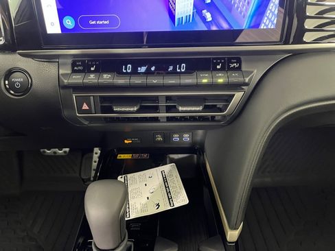 Used 2025 Toyota Camry XSE image 18